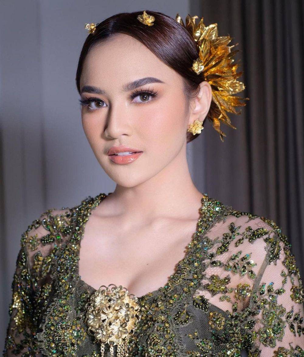 Gaya Makeup Mahalini ala Bennu Sorumba (instagram.com/bennusorumba)