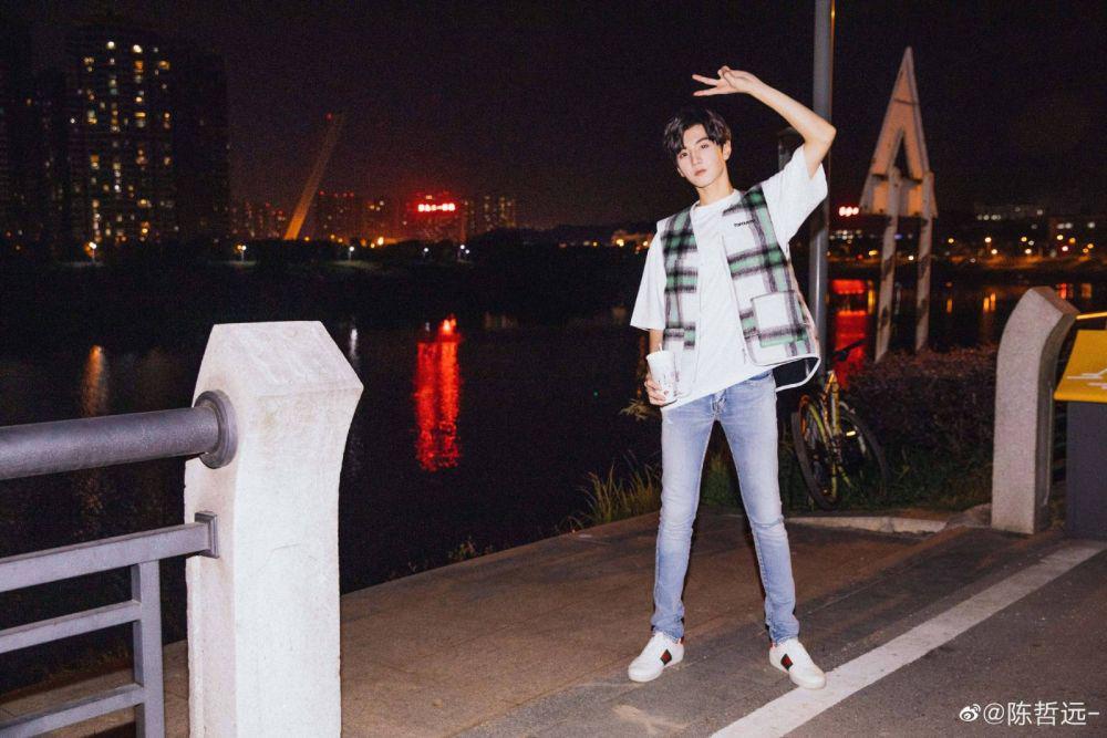 OOTD Chen Zheyuan (weibo.com/ 陈哲远-)