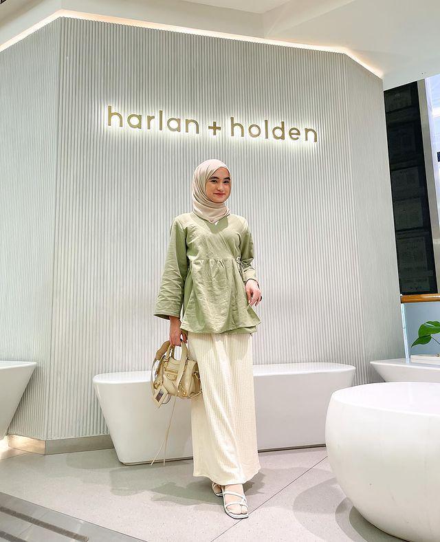 Ide ootd ala Olivia Finda (instagram.com/oliviafindas)
