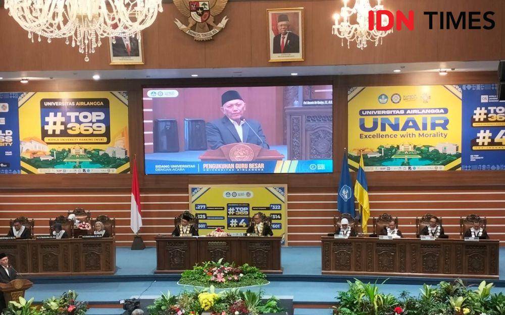 Suasana pengukuhan guru besar UNAIR, Rabu (10/5/2023). (IDN Times/Khusnul Hasana).