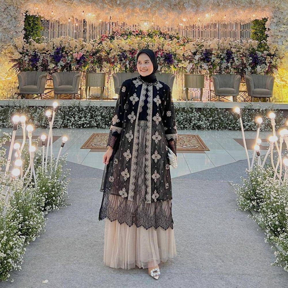 inspirasi outfit kondangan hijab yang anggun nan elegan (instagram.com/siqvi.nr)
