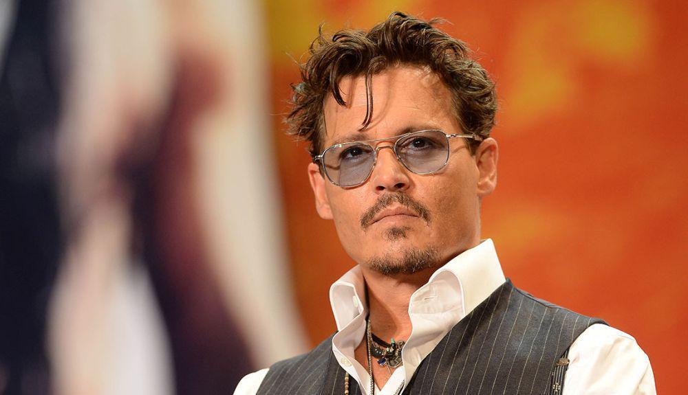 Eksplorasi Karakter Kuat, 7 Film Johnny Depp Wajib Kamu Ditonton!