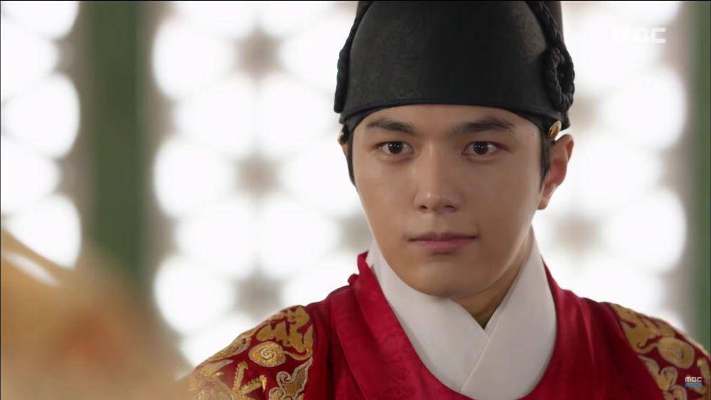Kim Myung Soo di drama The Emperor: Owner of the Mask (youtube.com/MBCdrama)