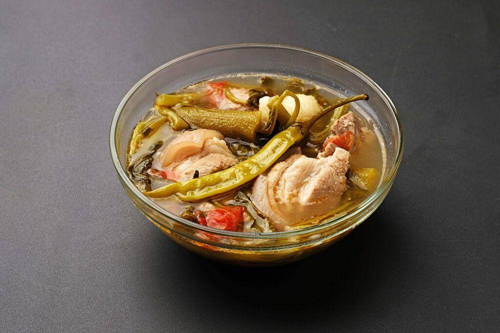 sinigang (commons.wikimedia.org/Joy D. Ganaden)