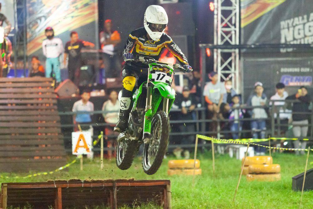 Pembalap 76Rider MX Squad, M. Zulmi, siap mentas di seri pertama Solo Trial Game Dirt 2023. (Dok. Istimewa)