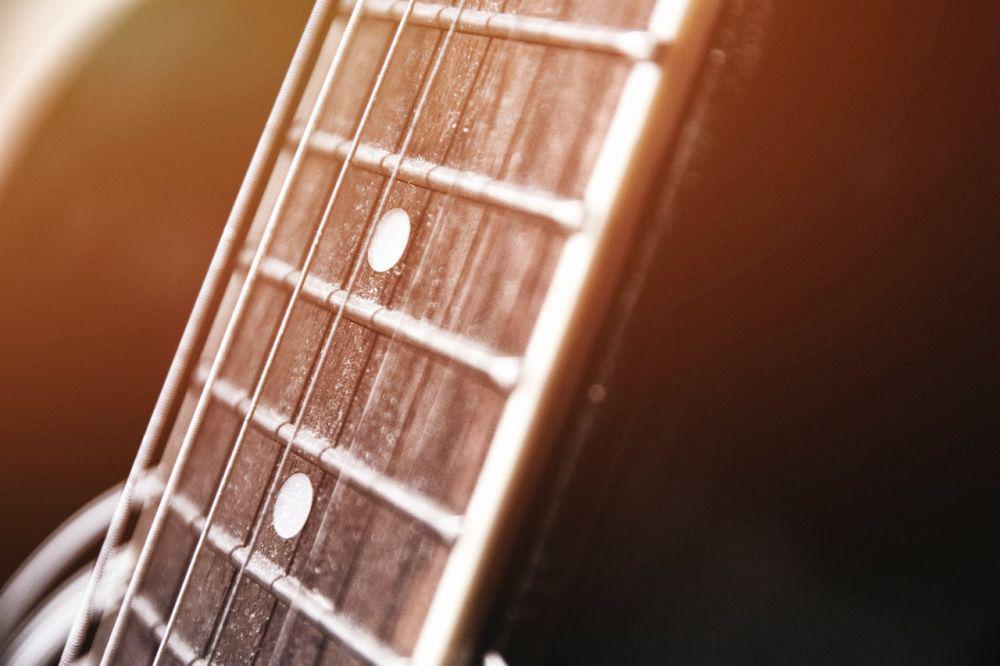 5 Manfaat ketika Menggunakan Senar Gitar Berbahan Nilon