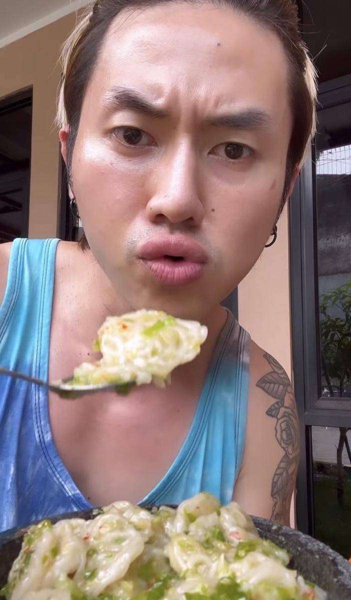 Rafael Tan digadang jadi duta seblak (instagram.com/rafael_1616)