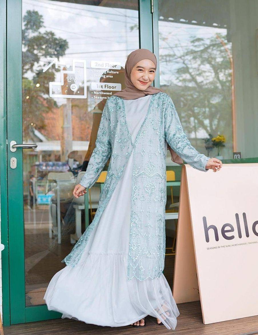 OOTD kondangan hijab (instagram.com/yennihr)