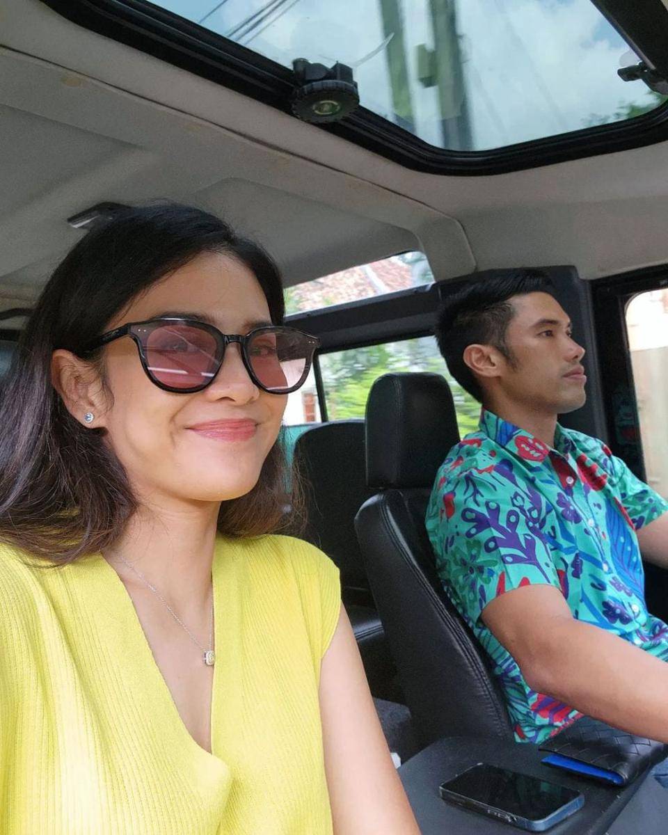 potret Dian Sastrowardoyo dan suami (instagram.com/therealdisastr)