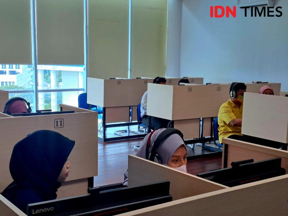 6 Difabel Netra Ikut UTBK di Unesa