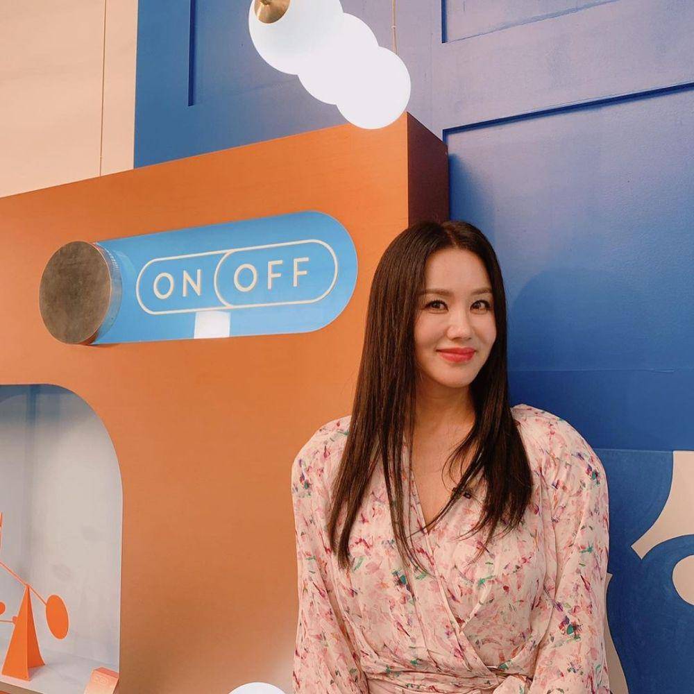 potret Uhm Jung Hwa (instagram.com/onandoff_tvn)