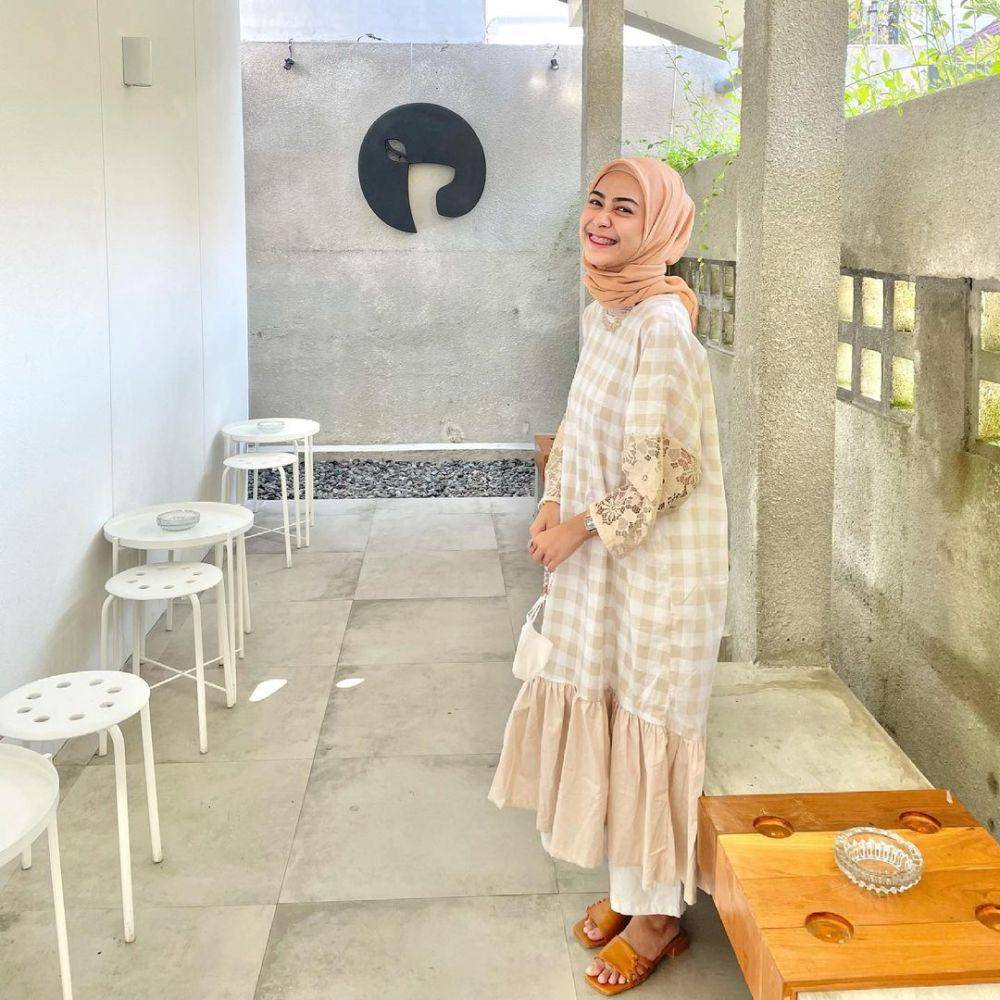 style kondangan selebgram Dianty Annisa (instagram.com/diantyy.a)