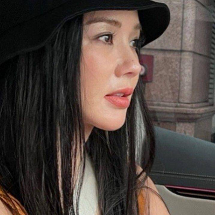 Uhm Jung Hwa (instagram.com/umaizing)