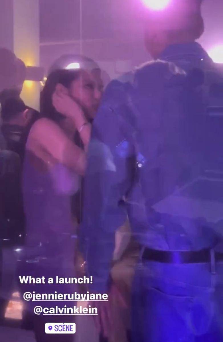 Jennie Blackpink hadir di acara perilisan koleksinya dengan Calvin Klein (twitter.com/@randomjenniekim)