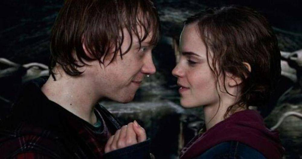 Ron Weasley dan Hermione Granger (dok. Warner Bros. Pictures/Harry Potter and the Deathly Hallows: Part 2)