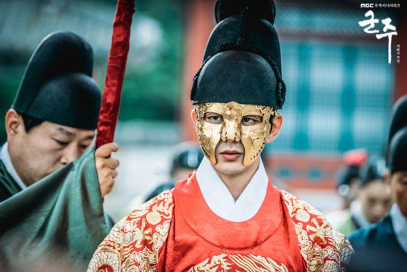 Yoo Seung Ho di Ruler: Master of the Mask (dok. MBC/Ruler: Master of the Mask)