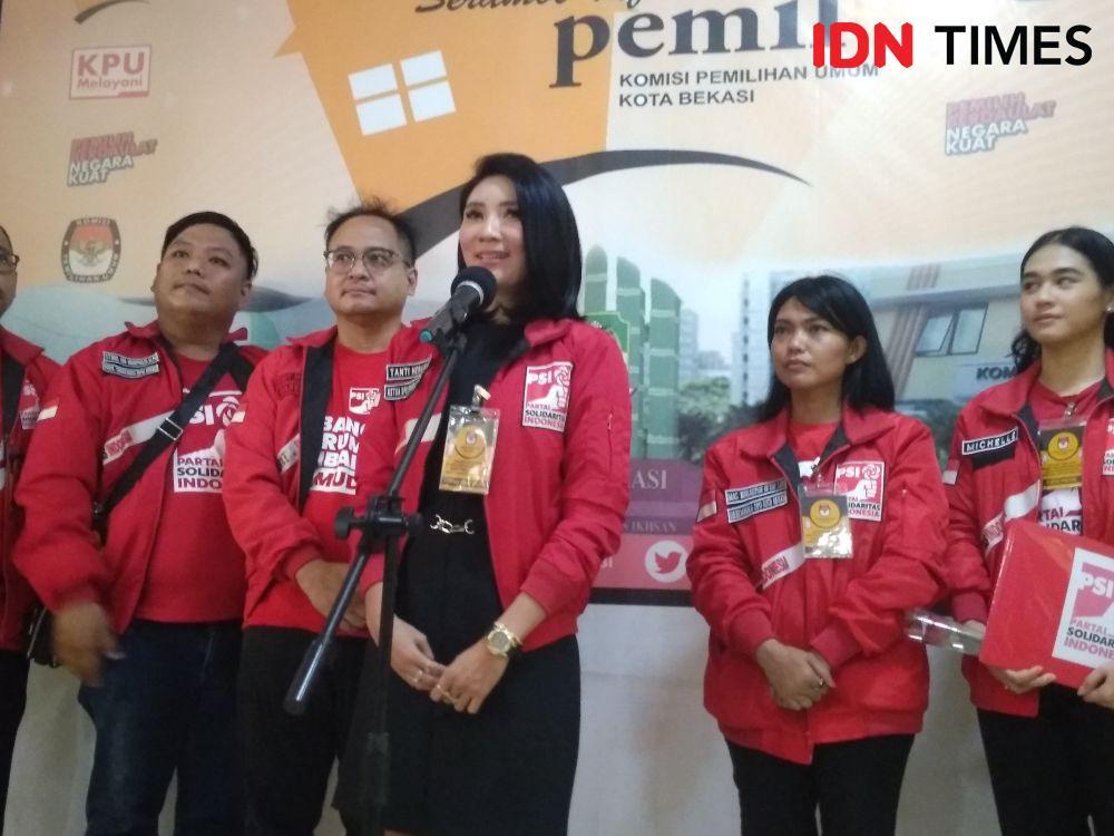 Ketua DPD PSI Kota Bekasi, Tanti Herawati. (IDN Times/Imam Faishal)