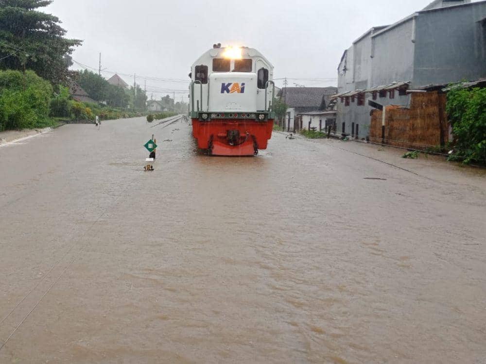 Banyuwangi Dilanda Banjir, Rumah dan Fasilitas Umum Terendam
