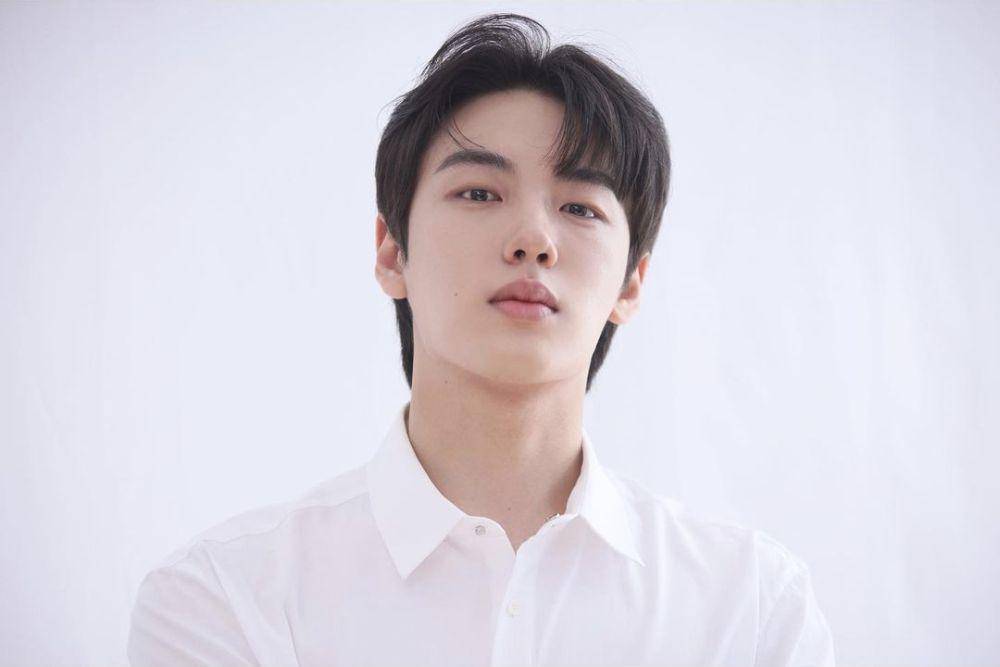 Yoon Hyun Soo (instagram.com/outerkorea_official)