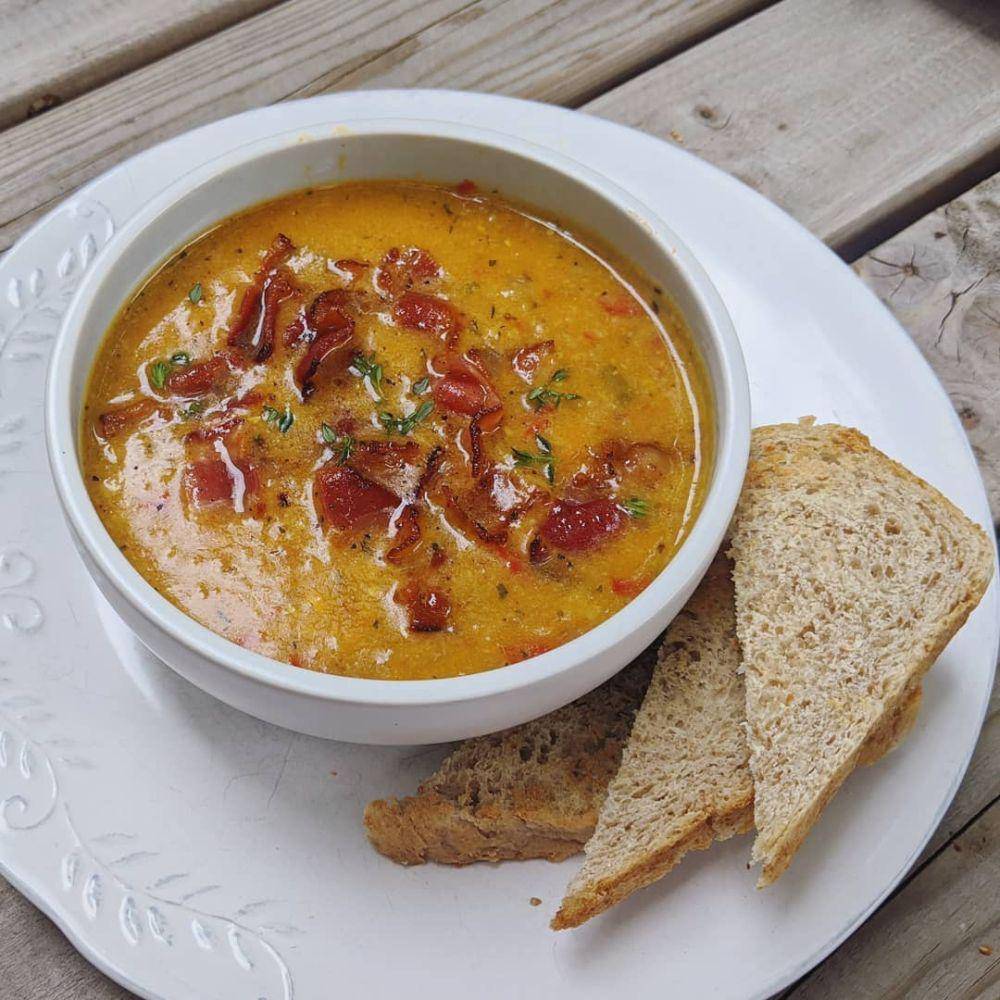 spicy corn soup (instagram.com/aliceeatstoronto)