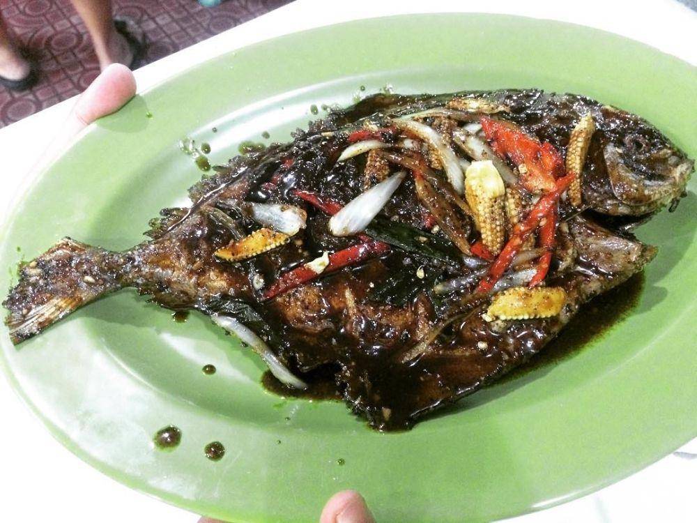 Ilustrasi ikan bawal lada hitam (instagram.com/yuliyanto_nsa)
