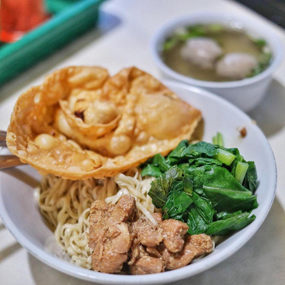 Bakso dan Mie Ayam Contreng (instagram.com/jajanyogya)