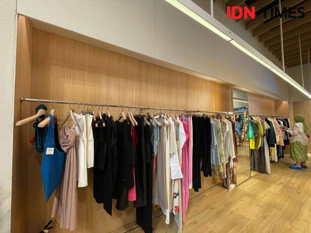 The New Lumine Ashta Pop-Up Store. (12/5/23) (IDNTimes/Dina Fadillah Salma)