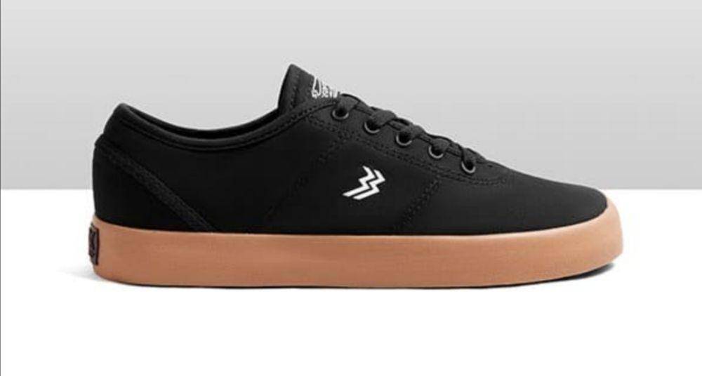 Geoff Max Ethan Black Gum (tokopedia.com/Geoff Max Official)