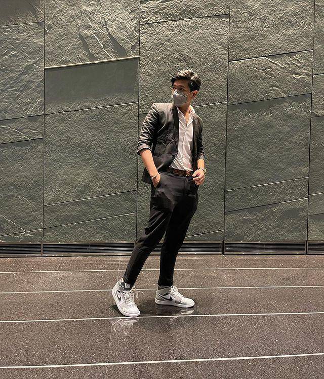 Outfit Rayn Wijaya (instagram.com/raynwijaya26)