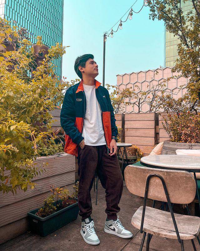 Outfit Rayn Wijaya (instagram.com/raynwijaya26)