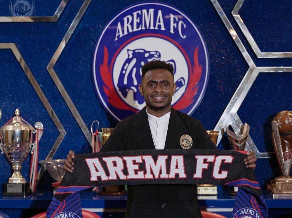 Samuel Balinsa (instagram.com/aremafcofficial)