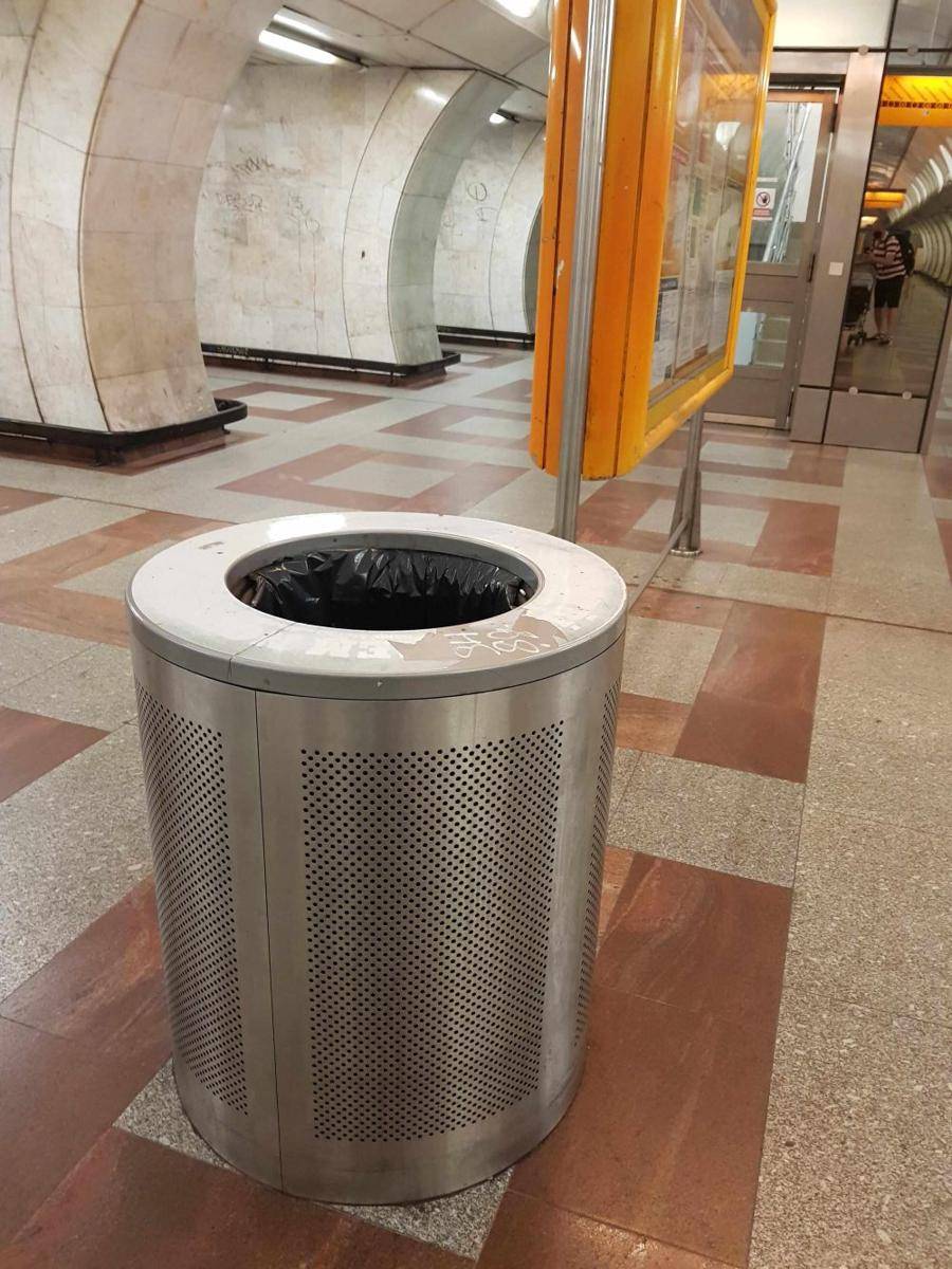 potret hal menarik di Praha (reddit.com/user/heruka108)
