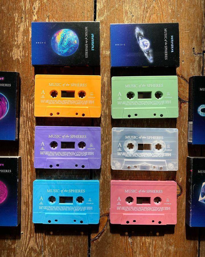 kaset Music of the Spheres (instagram.com/coldplay)