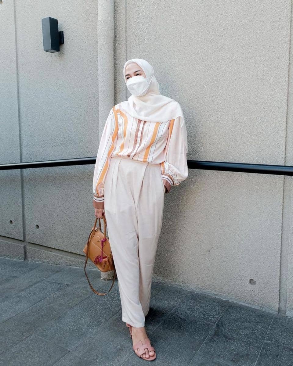 Office look Nina Zatulini (instagram.com/ninazatulini22)