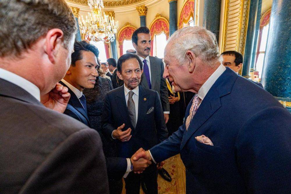 Prince Mateen dan Sultan Hassanal Bolkiah (instagram.com/tmski)