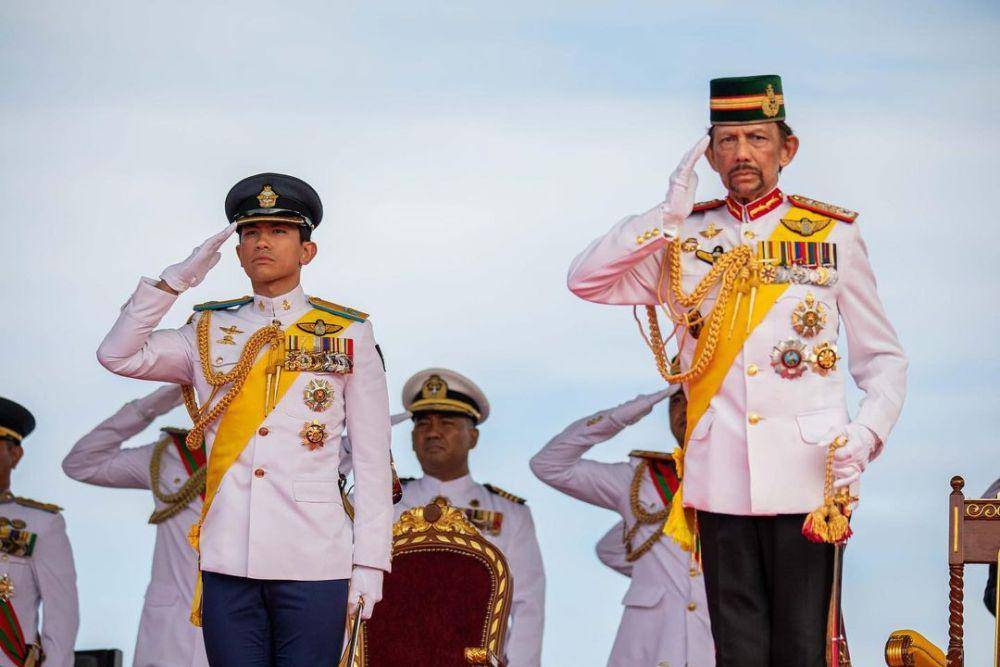Prince Mateen dan Sultan Hassanal Bolkiah (instagram.com/tmski)
