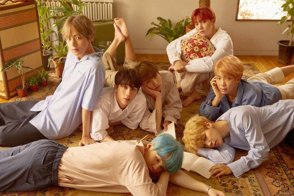 BTS (twitter.com/bighit_music)