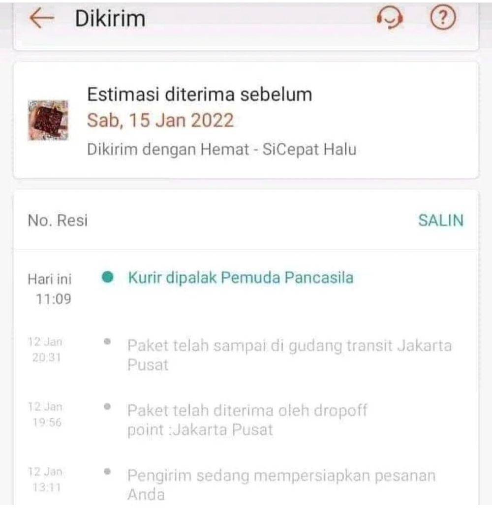 unggahan riwayat pesanan belanja online (instagram.com/verell._)