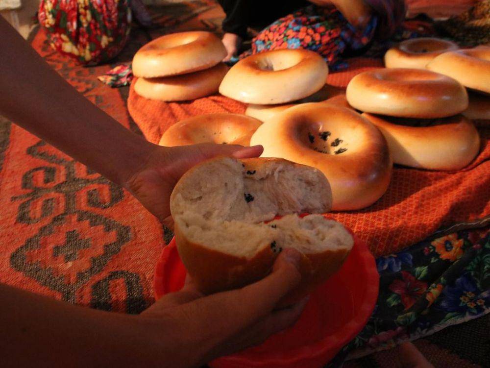 samarkand bread (instagram.com/the.steinerways)