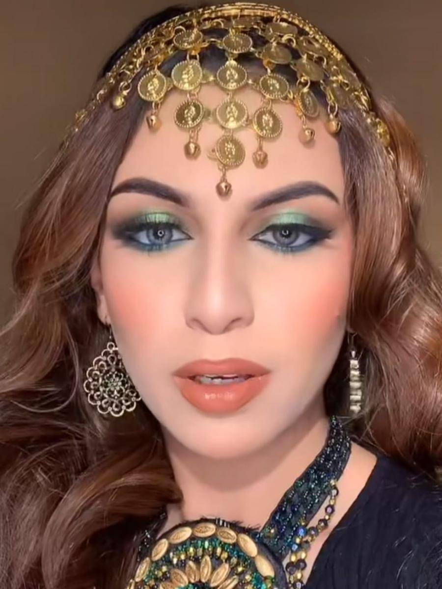 Potret Arabian Make Up Look ala Farra Jaidi (tiktok.com/@farrajaidi)
