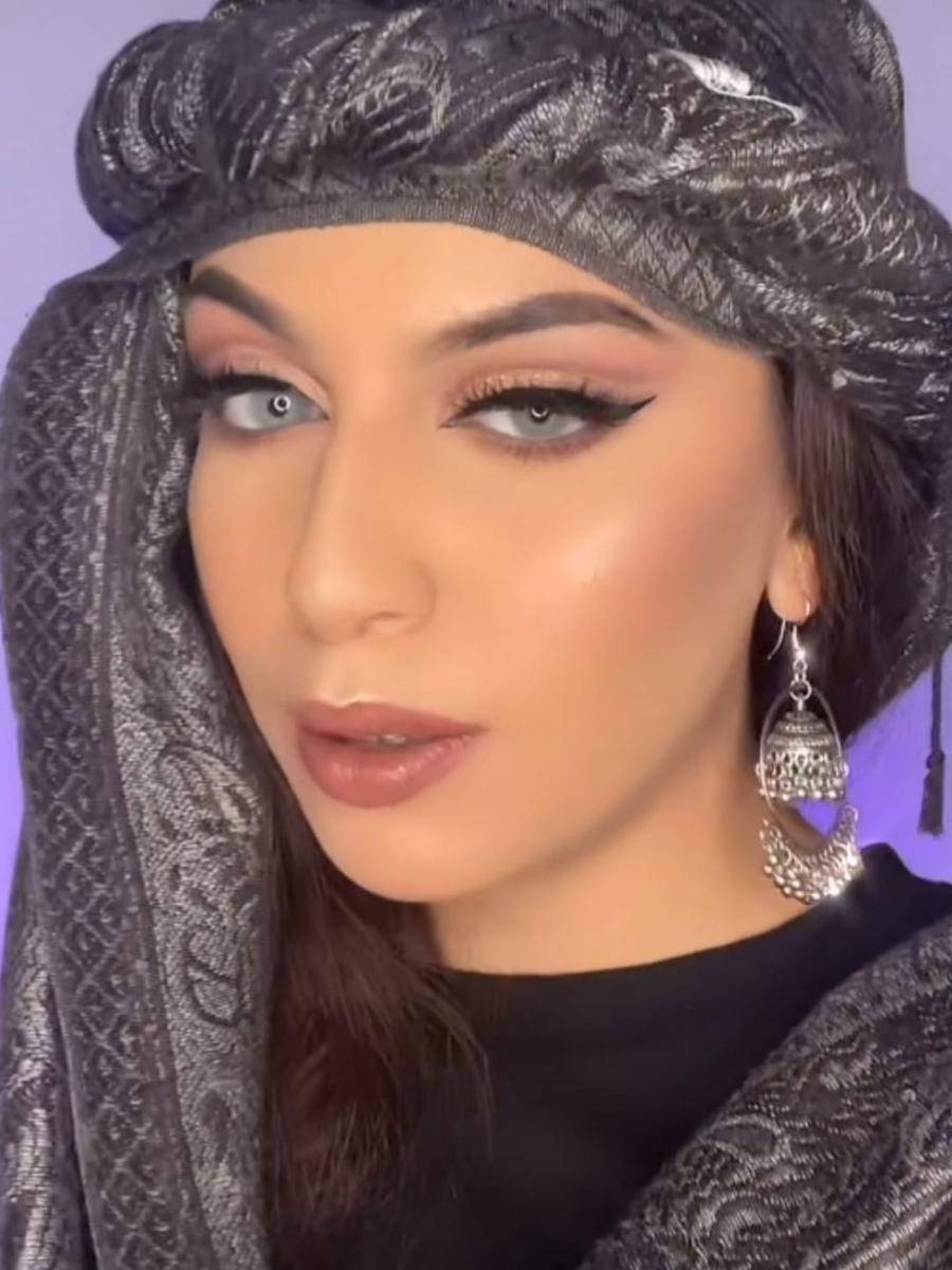 Potret Arabian Make Up Look ala Farra Jaidi (tiktok.com/@farrajaidi)