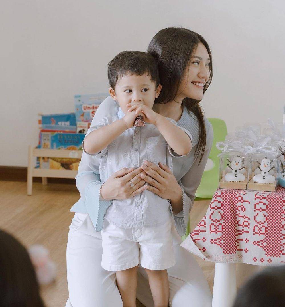 potret perayaan ulang tahun Alinea (instagram.com/anissaaziza)