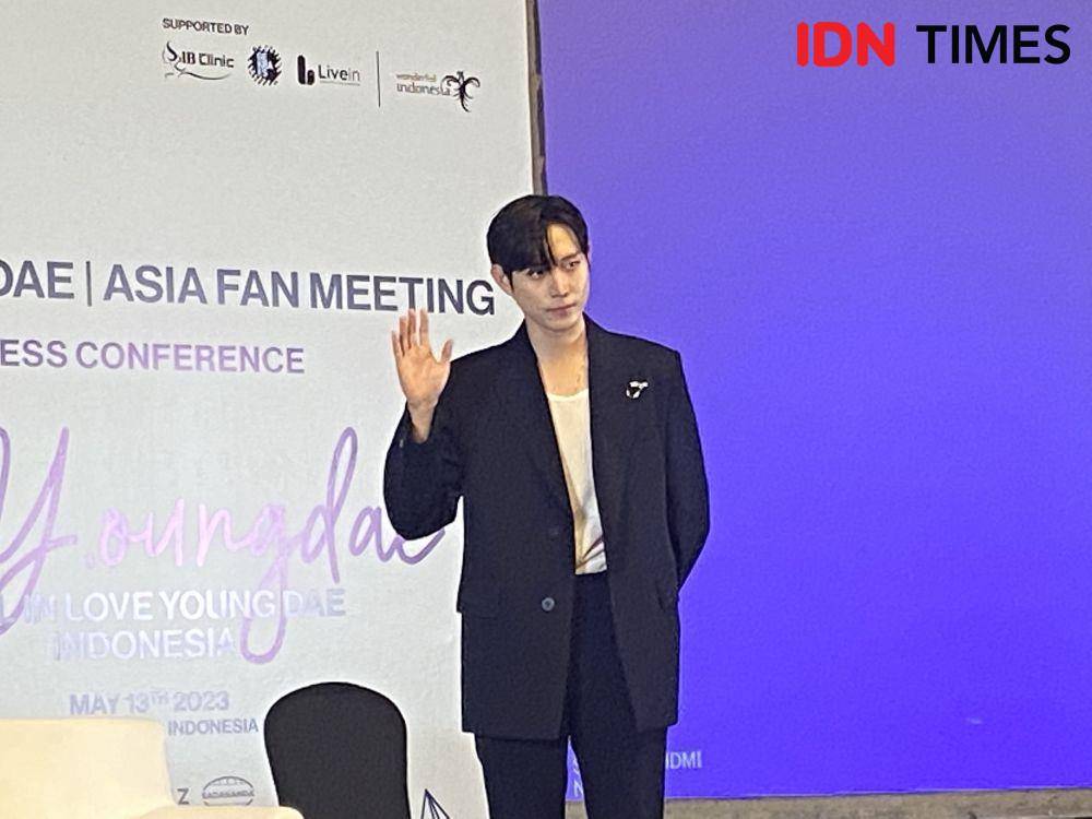 potret Kim Young Dae di konferensi pers fly.oung Dae (dok.IDN Times/Stephanie Risyana)