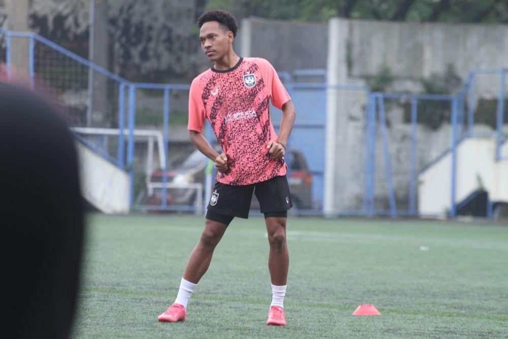 Welcome! PSIS Semarang Ikat Giovani Numberi di Posisi Bek Sayap