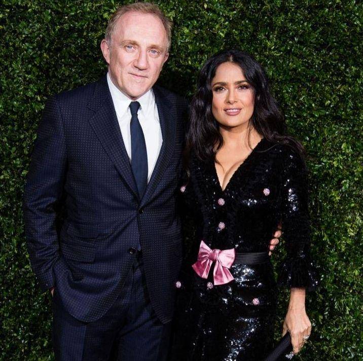 potret Salma Hayek dan suami (instagram.com/francoishenripinaultfan)