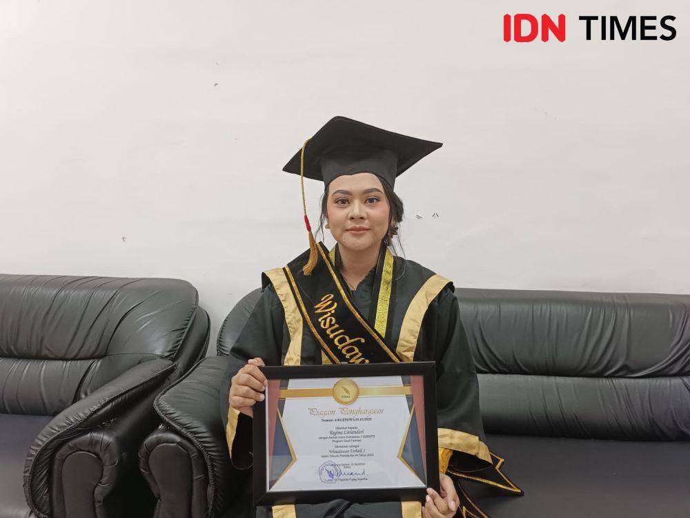 Regina Liviandari (21), mahasiswa lulusan Wisudawan Terbaik 1 ITERA. (IDN Times/Tama Yudha Wiguna).