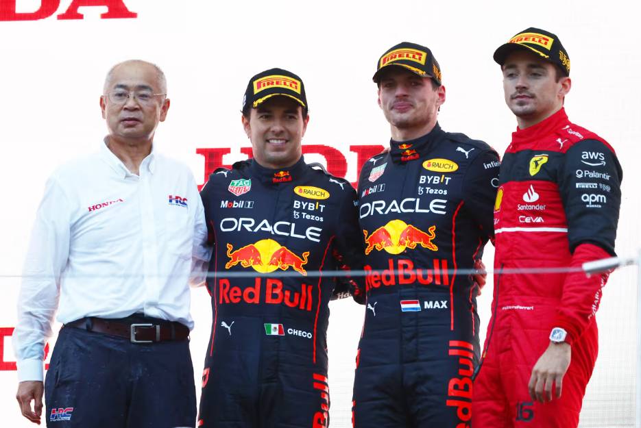 Max Verstappen menjuarai GP Jepang 2022 diikuti Sergio Perez di podium kedua dan Charles Leclerc di podium ketiga. (formula1.com)