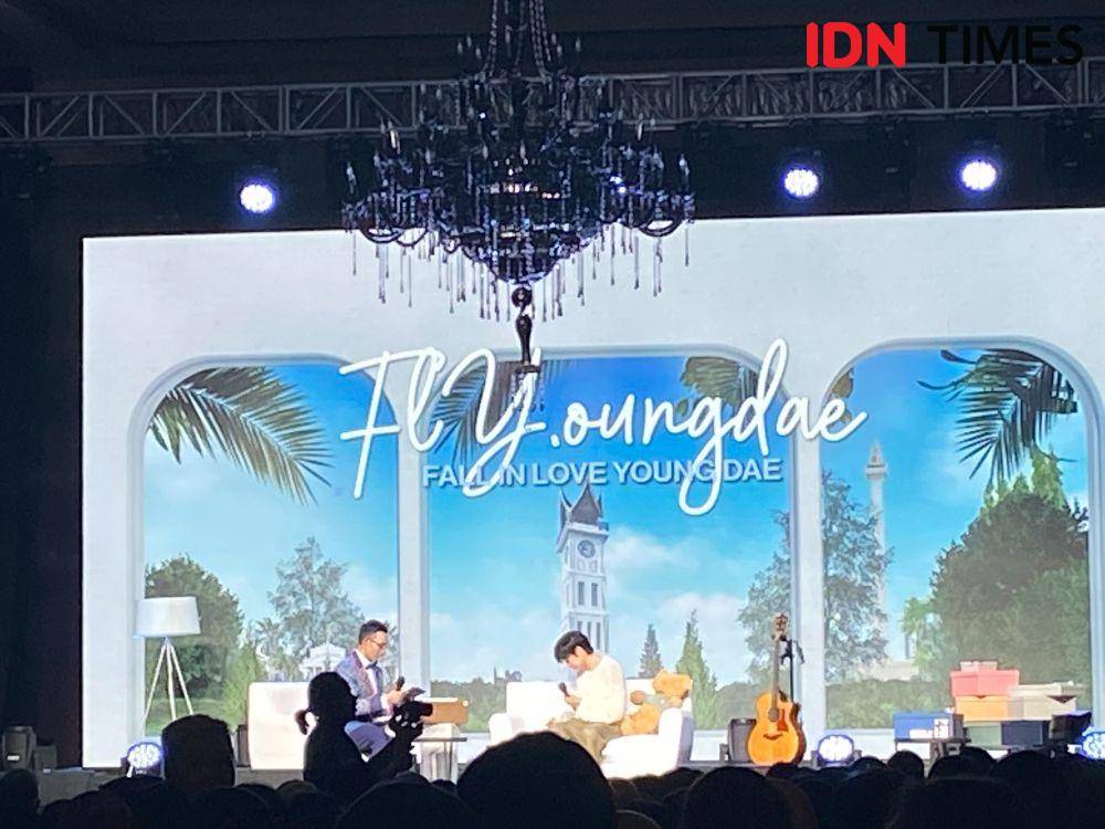 Kim Young Dae di fan meeting Indonesia (dok.IDN Times/Stephanie Risyana)