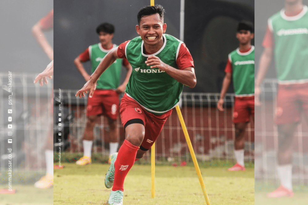 Vivi Asrizal dalam sesi latihan PSM Makassar di Lapangan Bosowa Sport Center pada 20 Mei 2022. (Instagram.com/psm_makassar)
