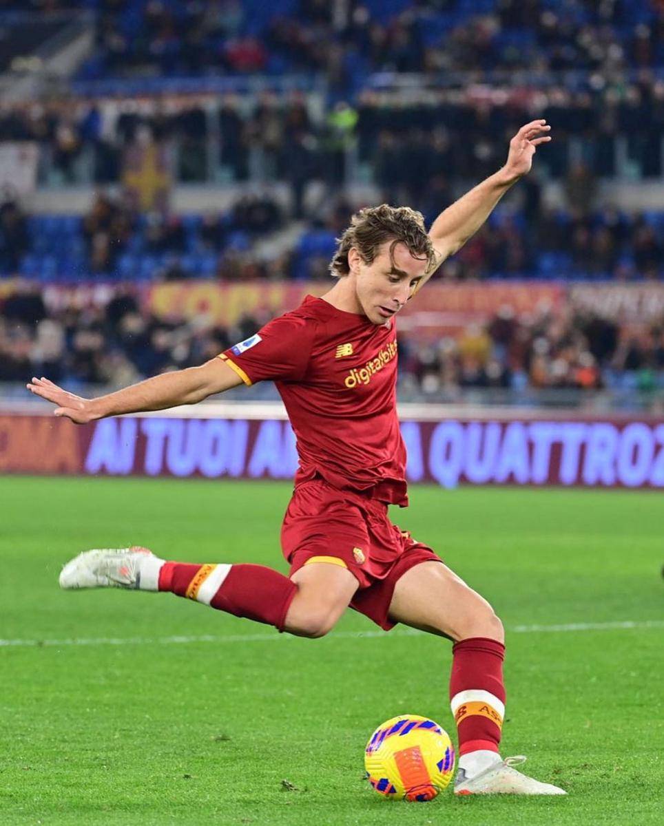 Edoardo Bove saat berseragam AS Roma. (instagram.com/edo_bove)